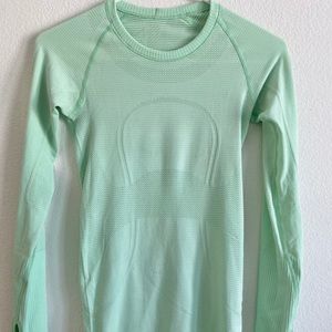 Lululemon Swiftly Tech Tank 2